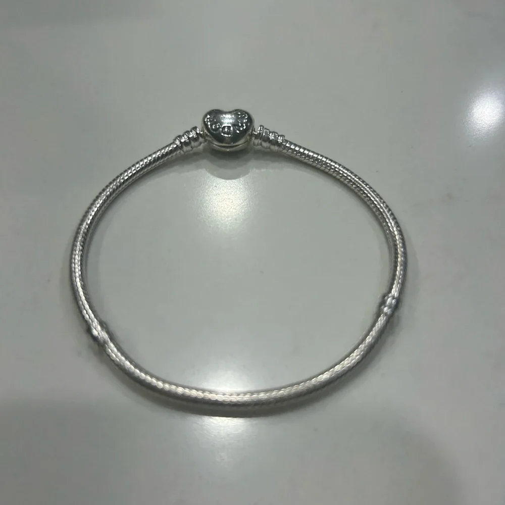 Pandora Silver Heart Charm Bracelet - Picture 2 of 5